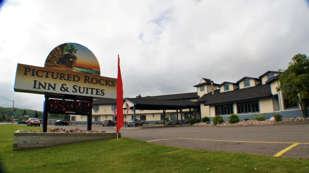 Pictured Rocks Inn And Suites Munising Exterior photo